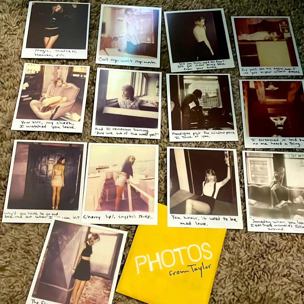 TAYLOR SWIFT 1989 Polaroids